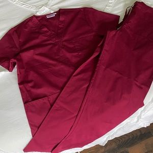 Maroon scrub set